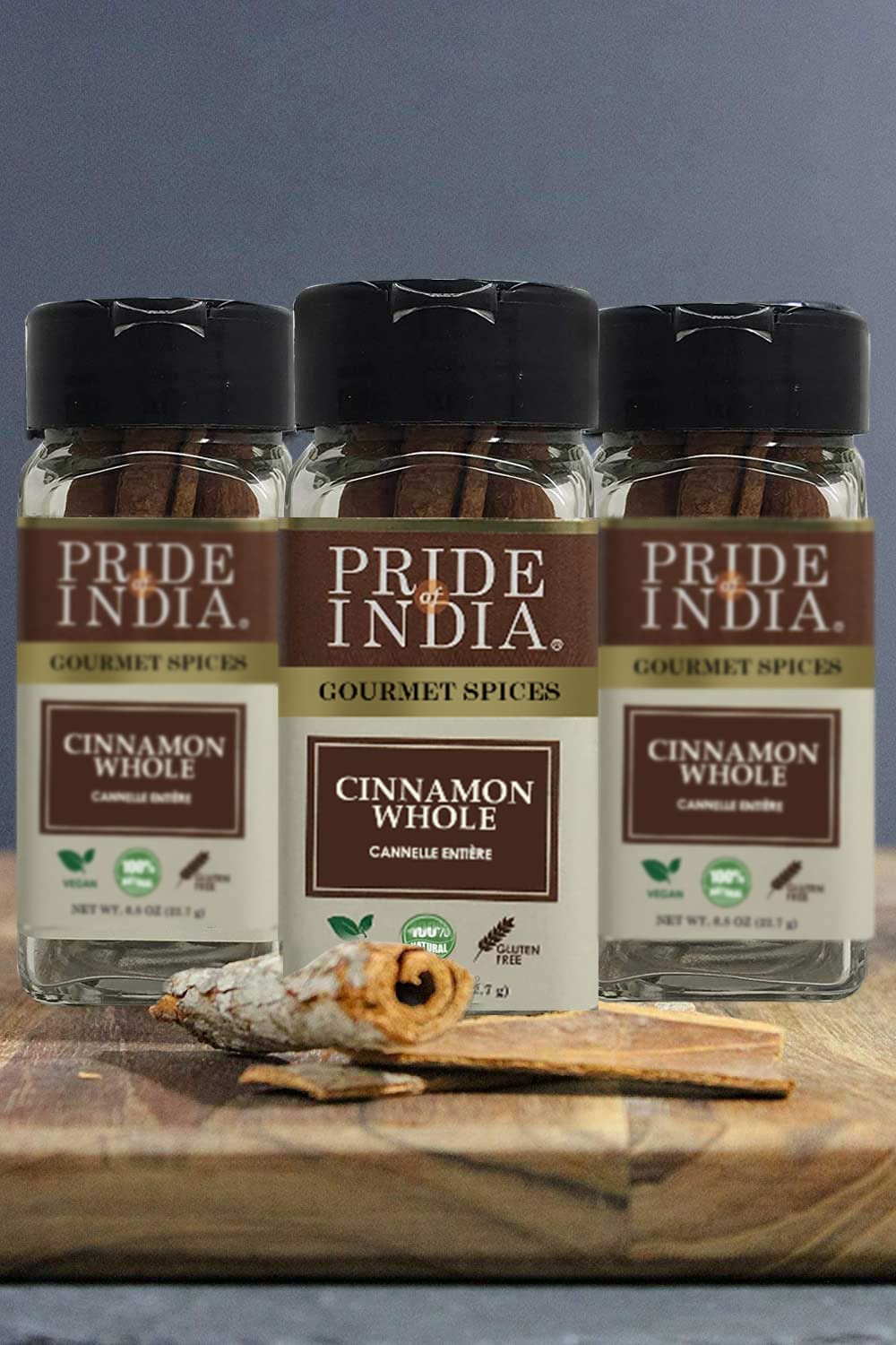 Pride of India | Cinnamon Bark Whole 0.8 oz (22.67 gm) Small Dual Sifter Bottle | Freshly Sourced from India | Gourmet Whole Spice | Strong Aroma | Perfect for Cooking & Baking | Easy to Use